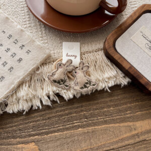 Hårstrikk med kanin